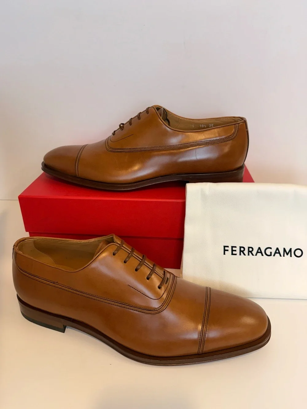 Ferragamo Men's Fermin‎ Leather Oxford Shoes Size 10.5 EE